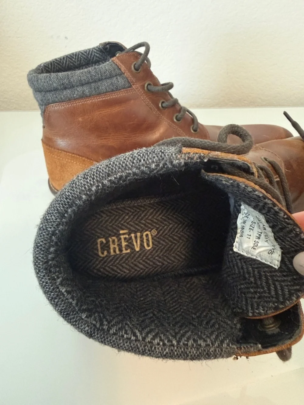 Crevo Brown Distressed Leather Chukka Boots with Gray Knit Collar Size 11